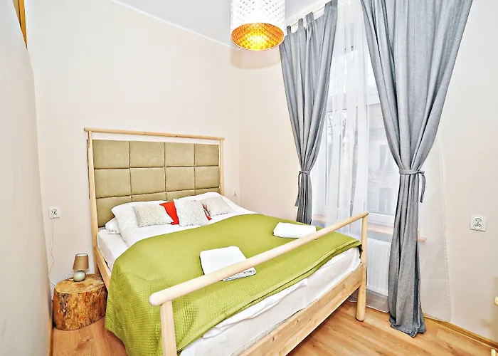 By Grand Апартаменти *